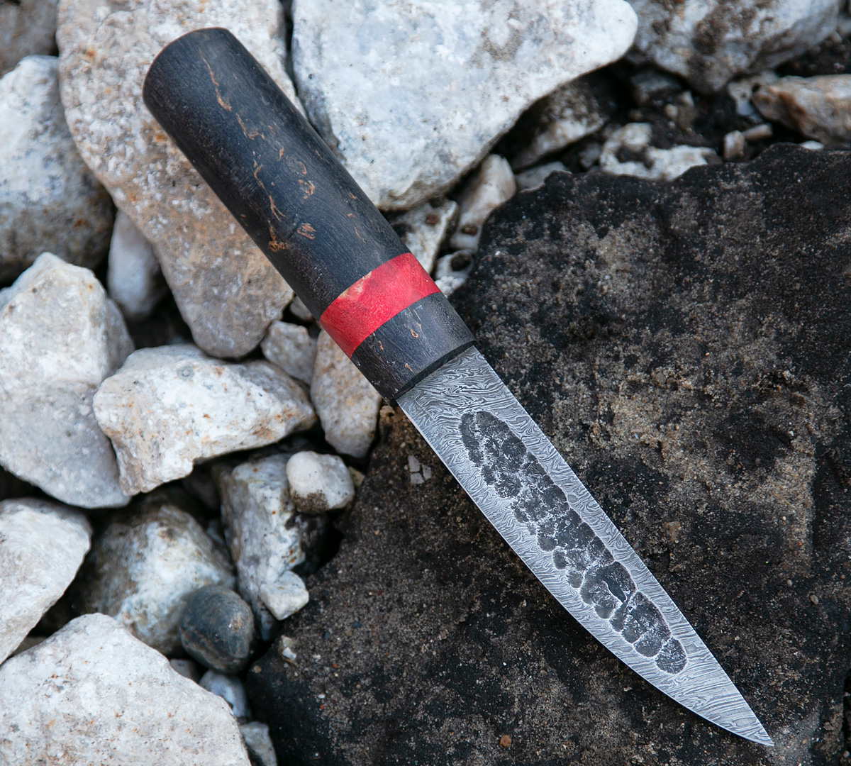 Якутский нож из дамасской стали