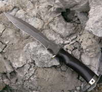 Нож Каратель из дамасской стали